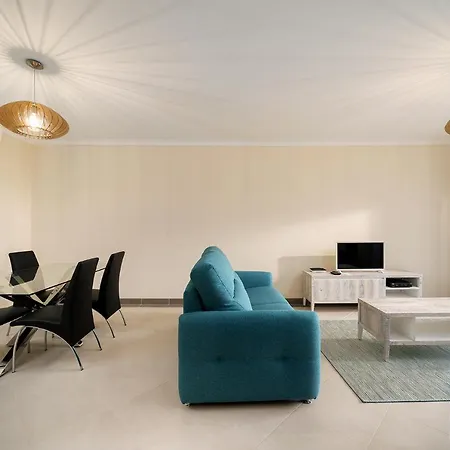 Appartement 2 Bed In Cabanas, Swimming Pool